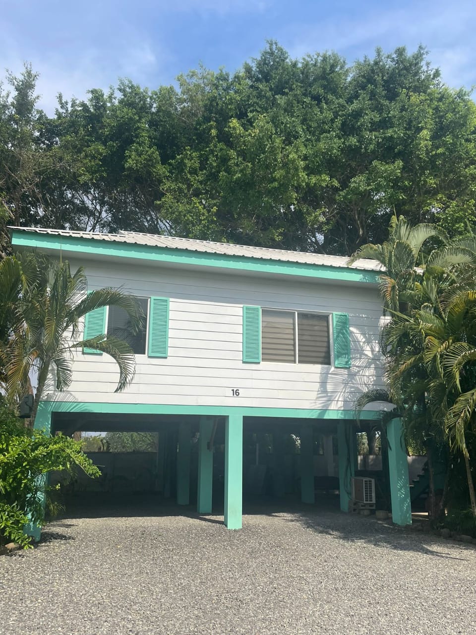 Bungalow 16 exterior